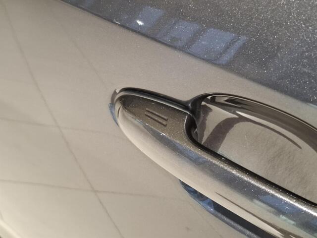 Toyota RAV4 2.5 Hybrid AWD Bi-Tone | 1650kg trekgew. | Elektr. klep | Keyless | Navigatie | LED |