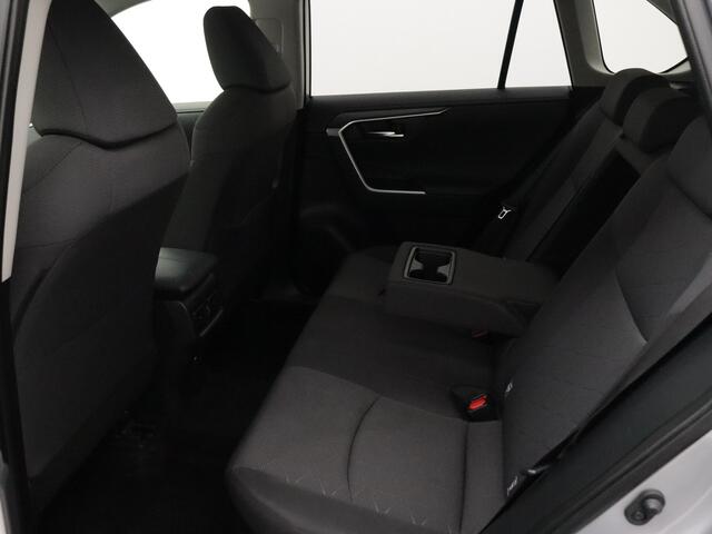 Toyota RAV4 2.5 Hybrid AWD Dynamic | Camera | Navigatie | Parkeersensoren | LM velgen | Cruise Control Adaptief |