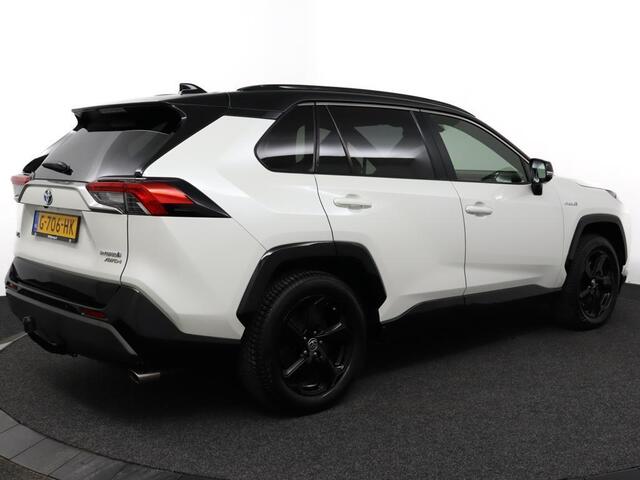 Toyota RAV4 2.5 Hybrid AWD Bi-Tone | Navigatie | Stoelverwarming | Electrische kofferbakklep | Climate Control |