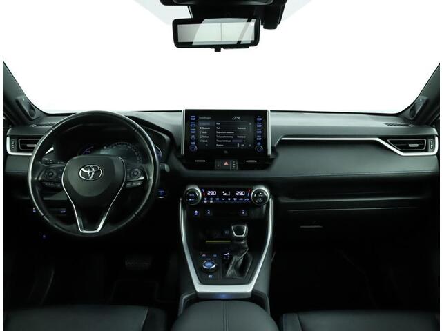 Toyota RAV4 2.5 Hybrid AWD Bi-Tone | Navigatie | Stoelverwarming | Electrische kofferbakklep | Climate Control |