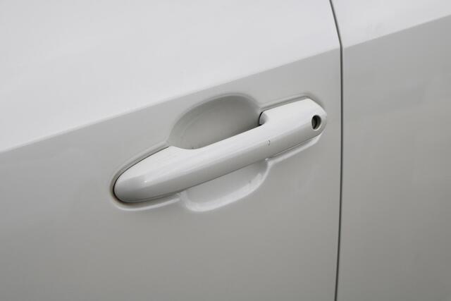 Toyota RAV4 2.5 Hybrid Bi-Tone