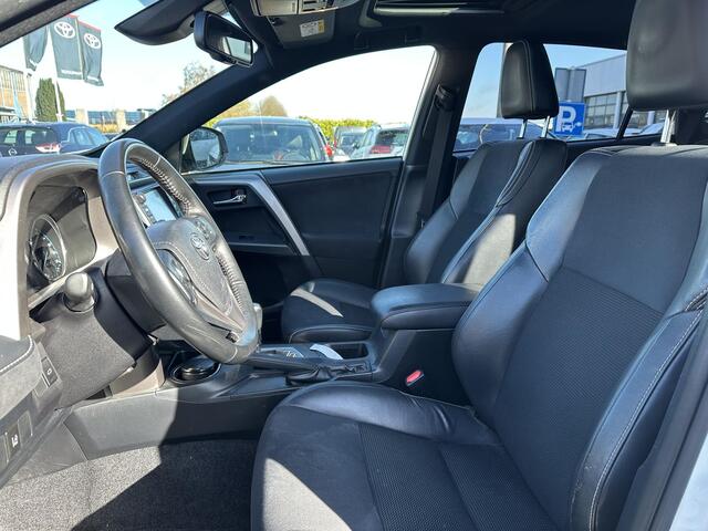 Toyota RAV4 2.5 Hybrid AWD Style