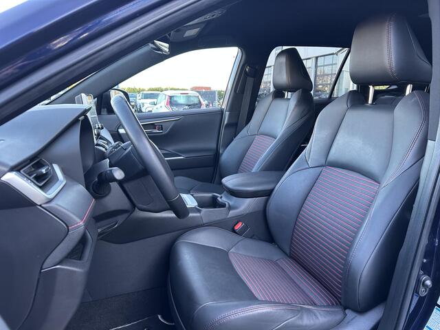 Toyota RAV4 2.5 Plug-in Hybrid AWD Business | Volledig lederen bekleding | Elek. inklapbare buitenspiegels | Keyless entry -& start | Stoelverwarming | Elek. bedienbare Achterklep | Parkeersensoren rondom |