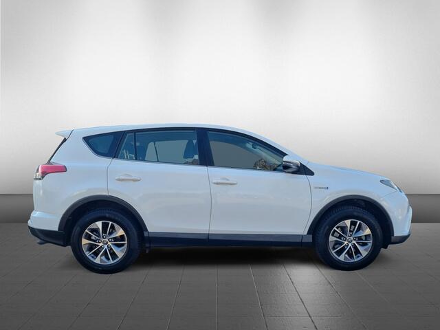 Toyota RAV4 2.5 Hybrid AWD addaptive cruise