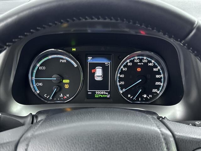 Toyota RAV4 2.5 Hybrid AWD Executive Business Limited | Parkeersensoren | Trekhaak | Navigatie | Camera | Cruise Control Adaptief | Stoelverwarming |