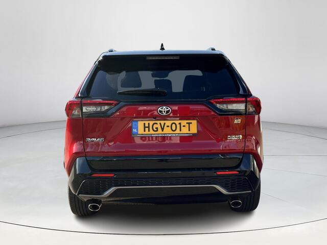 Toyota RAV4 2.5 Plug-in Hybrid AWD GR SPORT | Navigatie | Carplay | Elektrische voorstoelen | Stoel- + achterbankverwarming |