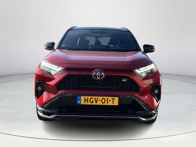 Toyota RAV4 2.5 Plug-in Hybrid AWD GR SPORT | Navigatie | Carplay | Elektrische voorstoelen | Stoel- + achterbankverwarming |