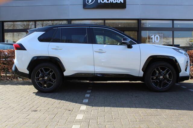 Toyota RAV4 2.5 Hybrid AWD GR SPORT Bi-Tone | Rijklaar | JBL | Pano | 360 camera | Apple/Android | Navi | Stoel-verwarming | Trekhaak