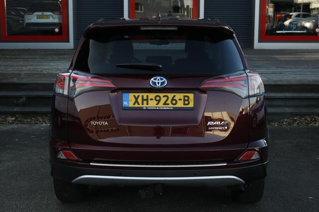 Toyota RAV4 2.5 Hybrid AWD Executive Business