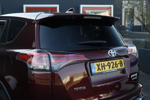 Toyota RAV4 2.5 Hybrid AWD Executive Business