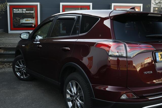 Toyota RAV4 2.5 Hybrid AWD Executive Business
