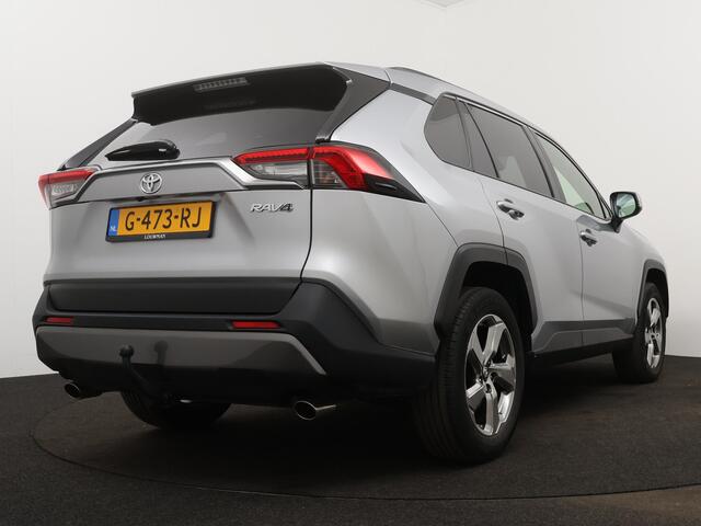 Toyota RAV4 2WD 2.0 VVT-iE Dynamic Automaat | Navigatie | Camera | Parkeersensoren | Trekhaak | LM velgen | Cruise Control Adaptief |