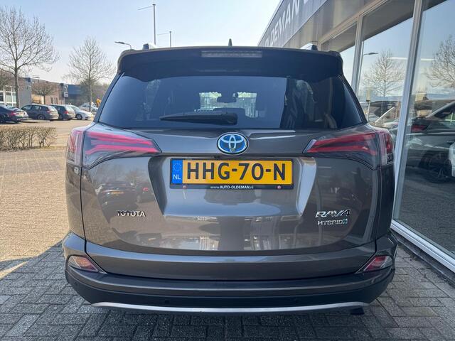 Toyota RAV4 2.5 Hybrid AWD Style