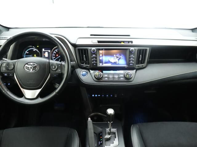 Toyota RAV4 2.5 Hybrid AWD Style Limited | Parkeersensoren | Trekhaak | LM velgen | Camera | Stoelverwarming | Climate Control | Cruise Control Adaptief |