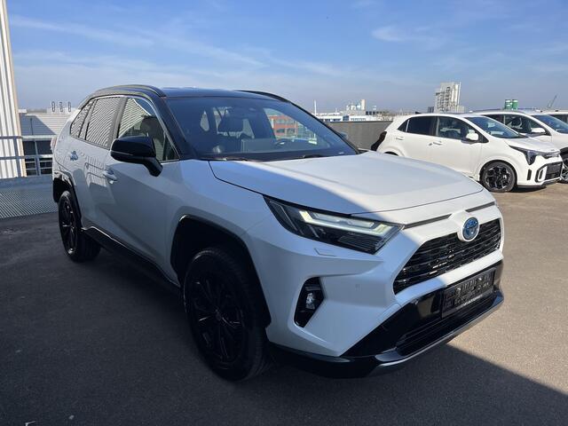 Toyota RAV4 2.5 Hybrid AWD Bi-Tone Navigatie, Stoel- & Stuurwielverwarming, JBL, LED, LMV, Nieuw Type, Achteruitrijcamera, Leder/alcantara
