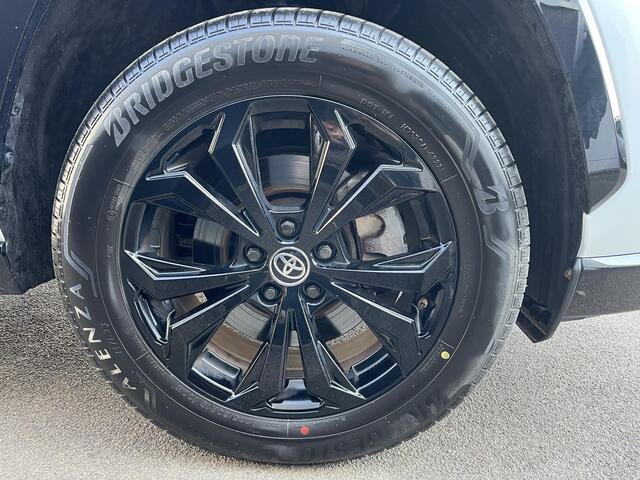 Toyota RAV4 2.5 Hybrid AWD Bi-Tone Navigatie, Stoel- & Stuurwielverwarming, JBL, LED, LMV, Nieuw Type, Achteruitrijcamera, Leder/alcantara