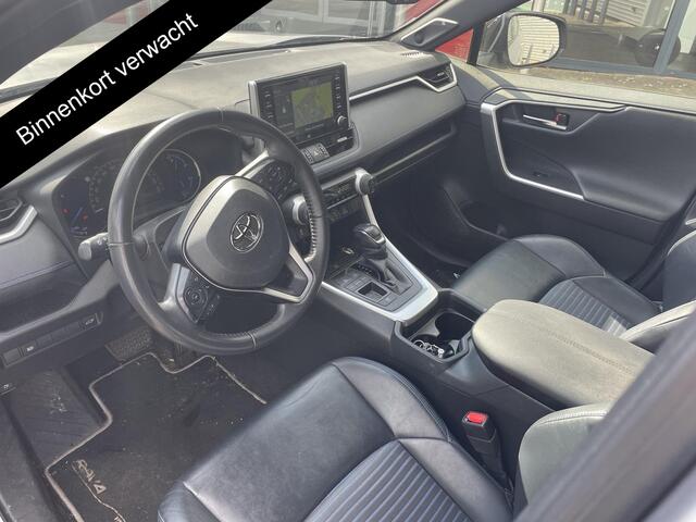 Toyota RAV4 2.5 Hybrid Bi-Tone | JBL Audio | Naviagtie | Parkeersensoren voor en achter | Stoelverwarming