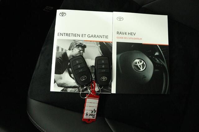 Toyota RAV4 2.5 Hybrid AWD GR SPORT | Panoramadak | 360Camera | Stoel/Stuurverwarming | JBL audio | Apple Carplay/Android Auto |