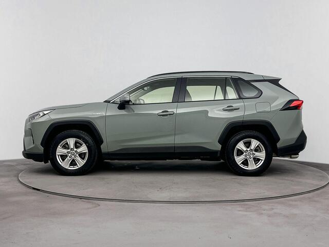 Toyota RAV4 2.5 Hybrid Dynamic | Navigatie | Climate Control | Cruise Controle | Verwarmbaar stuur| applecarplay |
