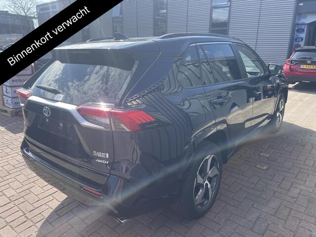 Toyota RAV4 2.5 Plug-in Hybrid AWD Dynamic | Stoelverwarming | Parkeersensoren voor en achter | Achterbank verwarming |