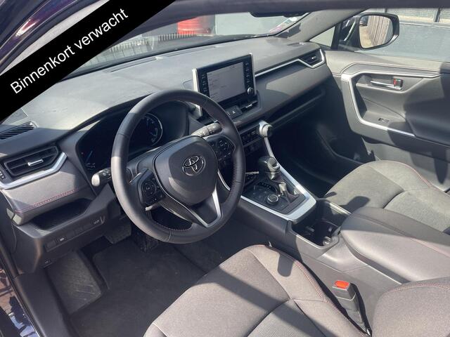 Toyota RAV4 2.5 Plug-in Hybrid AWD Dynamic | Stoelverwarming | Parkeersensoren voor en achter | Achterbank verwarming |