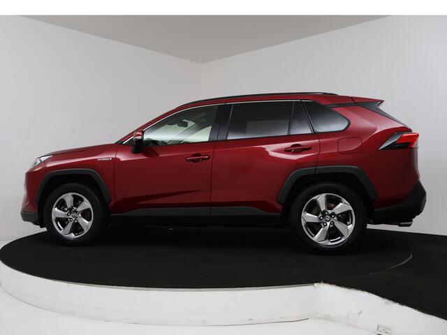 Toyota RAV4 2.5 Hybrid AWD Business Intro | JBL | Navigatie | Camera | Parkeersensoren | LM velgen | Stoelverwarming | Leder |