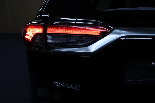 Toyota RAV4 2.5 Hybrid AWD Style | Navigatie | Adaptive-cruise | Full led | Elec. Achterklep | Camera | Apple Carplay