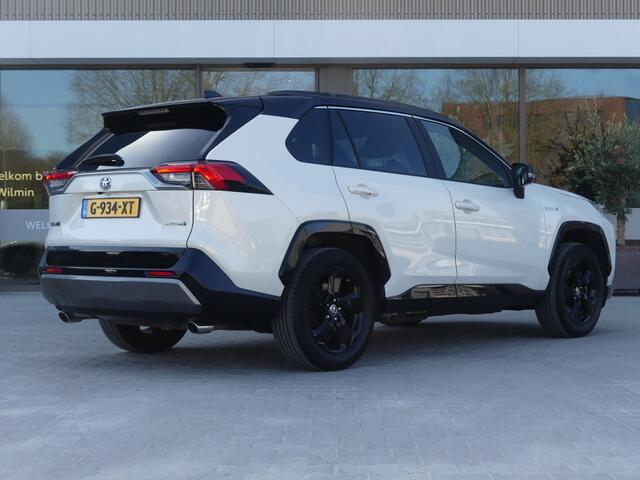 Toyota RAV4 2.5 Hybrid Bi-Tone