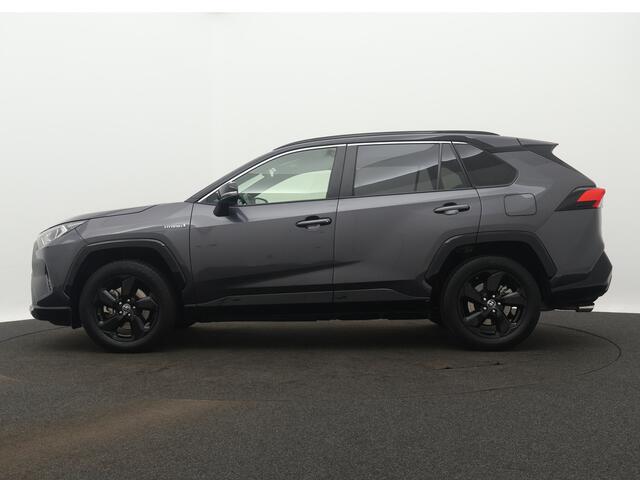 Toyota RAV4 2.5 Hybrid AWD Bi-Tone | 1.650 KG Trekgewicht | Stoelverwarming | Elektrische Stoel | Navigatie |