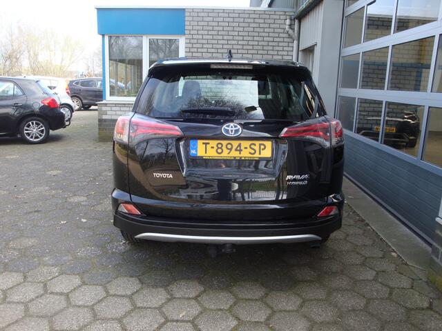 Toyota RAV4 2.5 Hybrid AWD Dynamic /Trekhaak