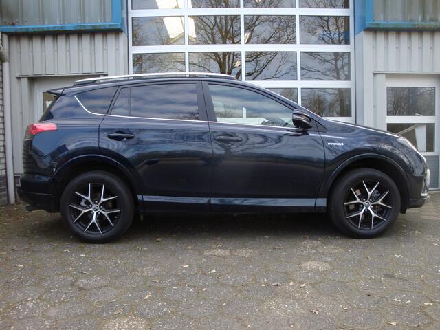 Toyota RAV4 2.5 Hybrid AWD Executive