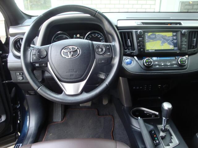 Toyota RAV4 2.5 Hybrid AWD Executive
