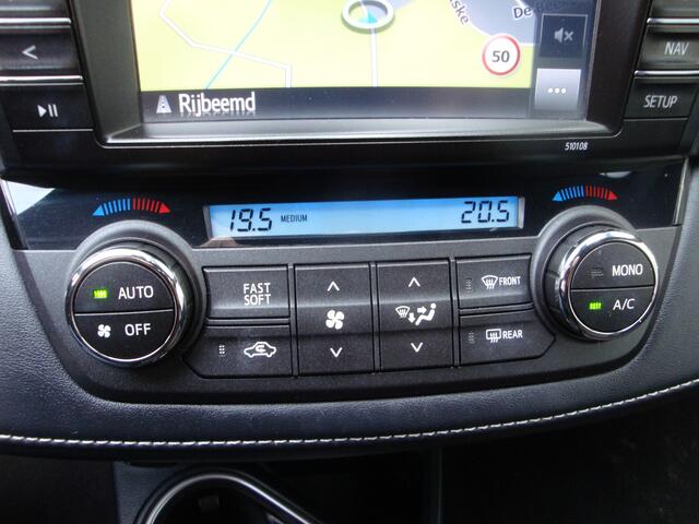 Toyota RAV4 2.5 Hybrid AWD Executive