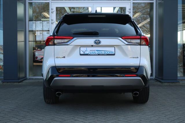 Toyota RAV4 2.5 HYBRID 2WD, Clima, Navi, Apple Carplay/ Android Auto, etc.