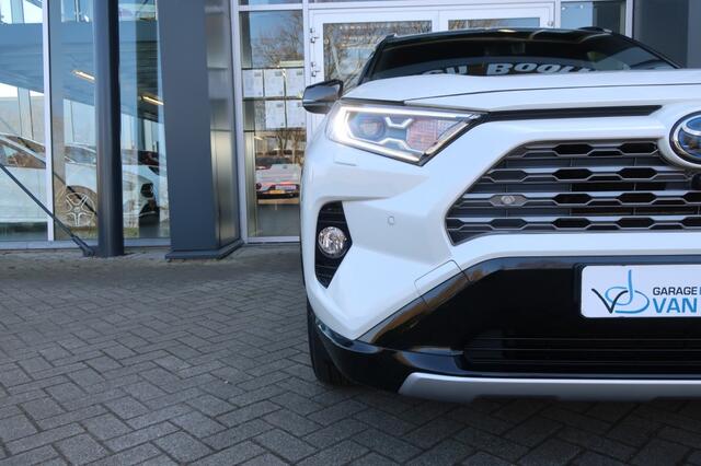 Toyota RAV4 2.5 HYBRID 2WD, Clima, Navi, Apple Carplay/ Android Auto, etc.