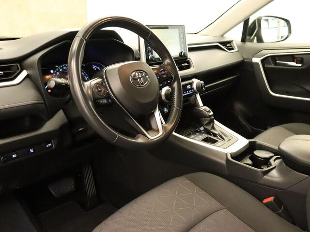 Toyota RAV4 2.5 Hybrid First Edition - ORIGINEEL NEDERLANDSE AUTO - ELEKTRISCHE ACHTERKLEP - NAVIGATIE - PARKEERSENSOREN VOOR EN ACHTER - KEYLESS ENTRY & START - 360 GRADEN CAMERA - DODEHOEK DETECTIE