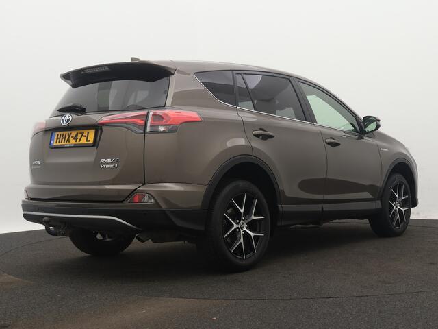 Toyota RAV4 2.5 Hybrid Style Limited | Navigatie | Camera | Trekhaak | Parkeersensoren | Climate Control | Dodehoek Ass. | LM velgen |