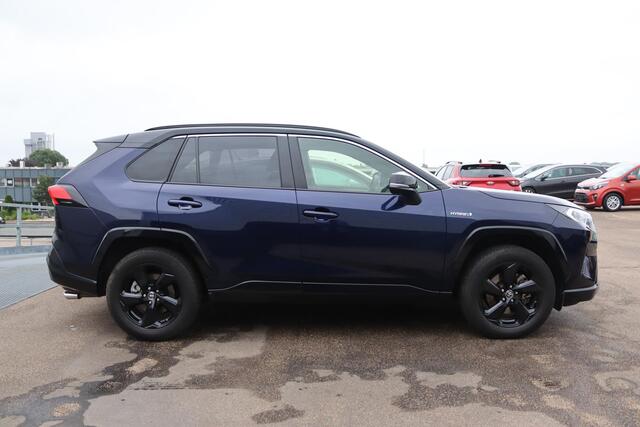Toyota RAV4 2.5 Hybrid AWD Bi-Tone | Elek. bedienbare achterklep | Keyless entry- & start | Stoelverwarming | Lederen interieur | Elek. bedienbare buitenspiegels | Parkeersensoren v&a |