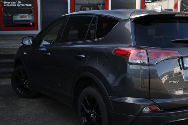 Toyota RAV4 2.5 Hybrid Black Edition