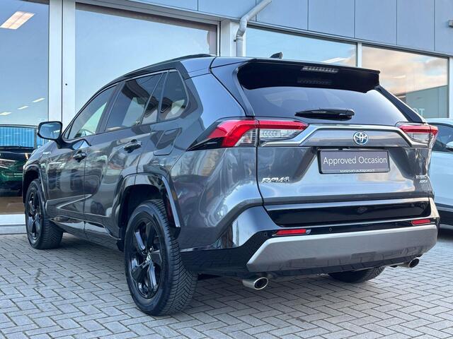 Toyota RAV4 2.5 Hybrid AWD Bi-Tone Innovation Open dak | 1650kg trekgewicht | Blindspot | 360 camera | Toyota garantie tot 2029!