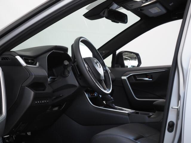 Toyota RAV4 2.5 Hybrid Style | FACELIFT | JBL | Verwarmde Voorstoelen en Stuurwiel | Dodehoekdetectie | 360° Camera | Verwarmd Voorruit | Apple CarPlay/ Android Auto