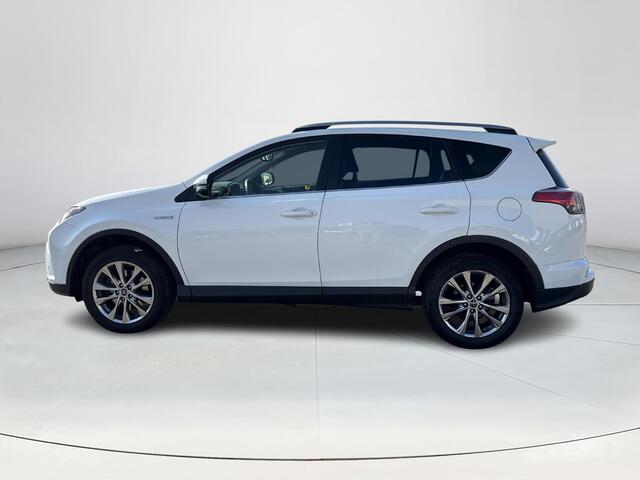 Toyota RAV4 2.5 Hybrid AWD Executive **NAVIGATIE/ TREKHAAK/ ADAPTIEF CRUISE CONTROL/ 360 CAMERA/ GARANTIE**