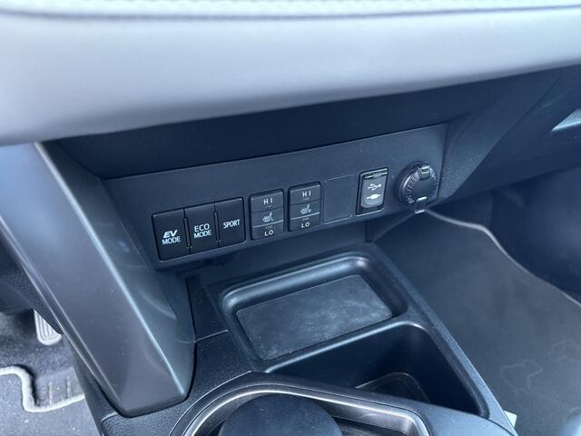 Toyota RAV4 2.5 Hybrid Executive TREKHAAK / FULL LED / JBL-SOUND / KEYLESS / 360GR CAMERA / STOELVERW / NL-AUTO