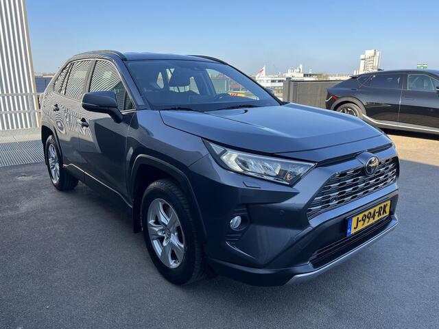 Toyota RAV4 2.0 VVT-iE Dynamic Navigatie, Stoelverwarming, Stuurwiel verwamd, Achteruitrijcamera, Goed onderhouden