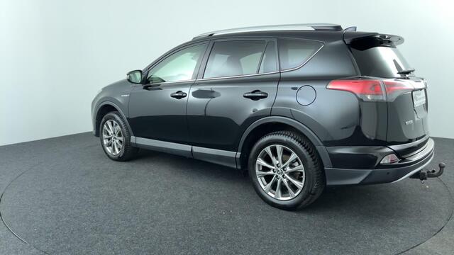 Toyota RAV4 2.5 Hybrid AWD Executive Business | Trekhaak |