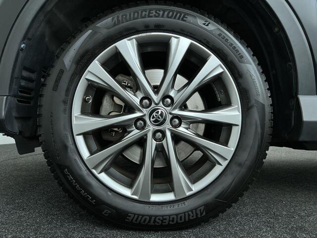 Toyota RAV4 2.5 Hybrid AWD Executive Business | Trekhaak |
