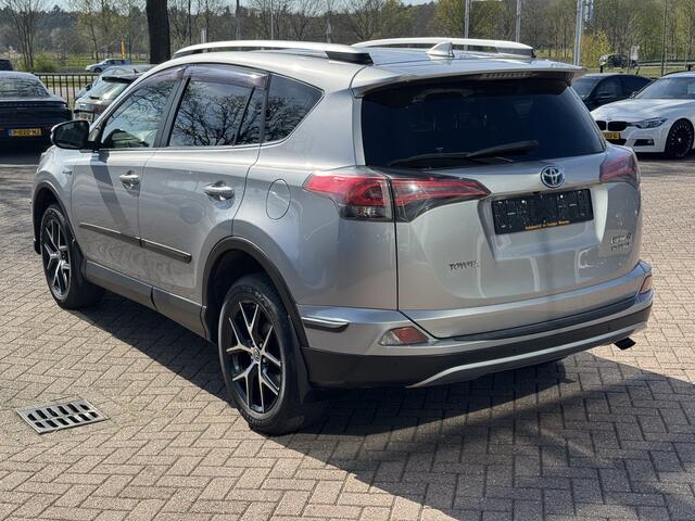 Toyota RAV4 2.5 Hybrid Style / Camera / Navigatie / Dealer onderhouden / Bluetooth / Cruise Control