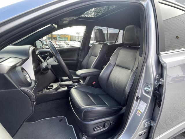 Toyota RAV4 2.5 Hybrid Executive Blindspot schuif-kanteldak