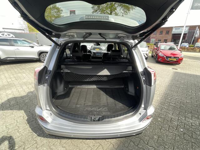 Toyota RAV4 2.5 Hybrid Executive Blindspot schuif-kanteldak