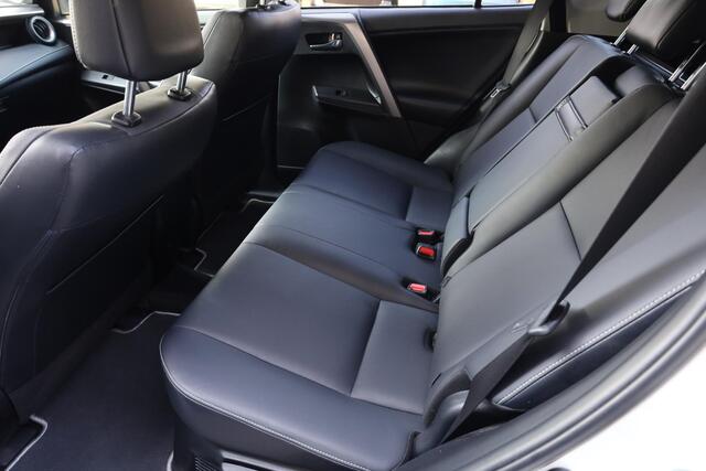 Toyota RAV4 2.5 Hybrid Executive LEER+MEMORY STOELVERW. 18"LMV DAB CAMERA NAVI ELEK.LAADKLEP 2xPDC DEALER-ONDERHOUDEN
